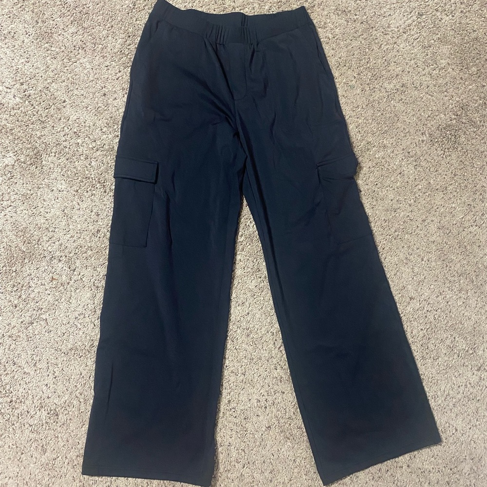 Zyia black presidio peak cargo pants size medium
